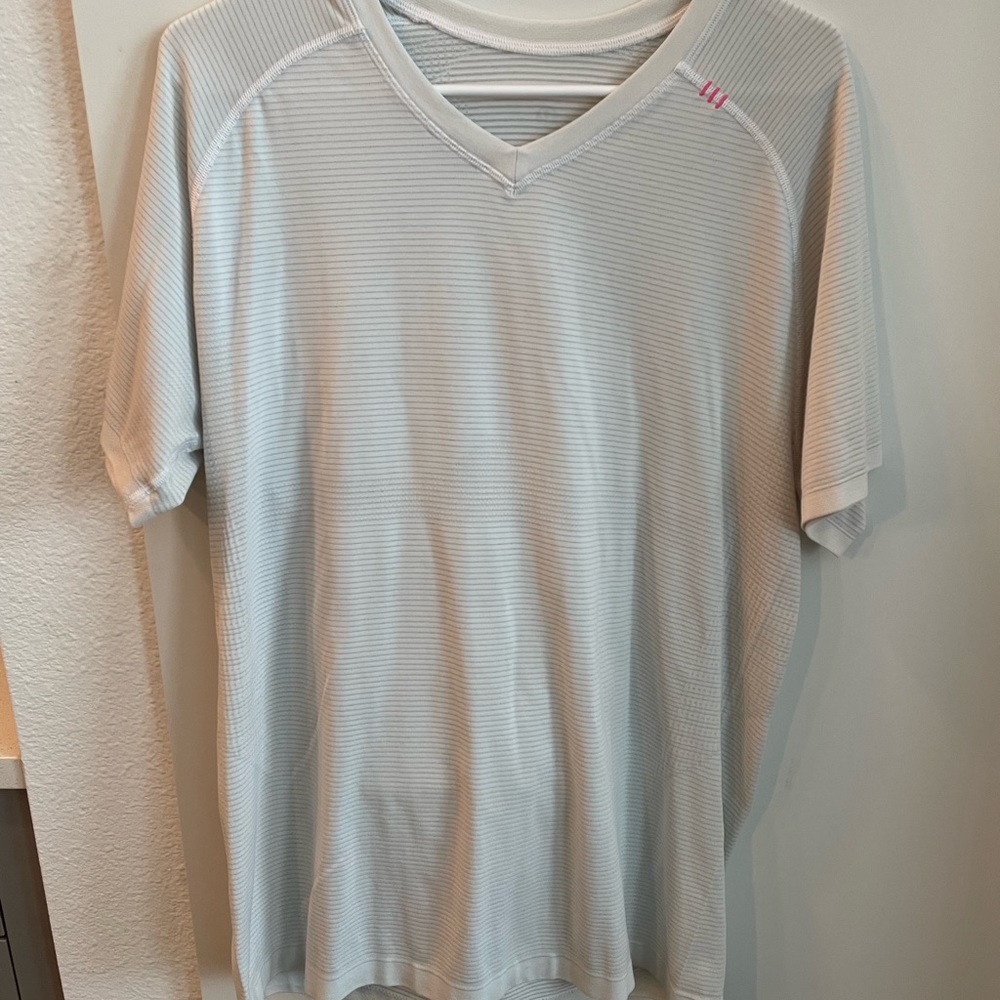 Men’s Lululemon Shirt